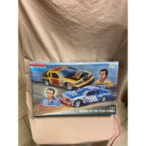 Monogram 6368 ROOKIE Combo FORD THUNDERBIRD SCHRADER ALAN KULWICKI KITS 1/24